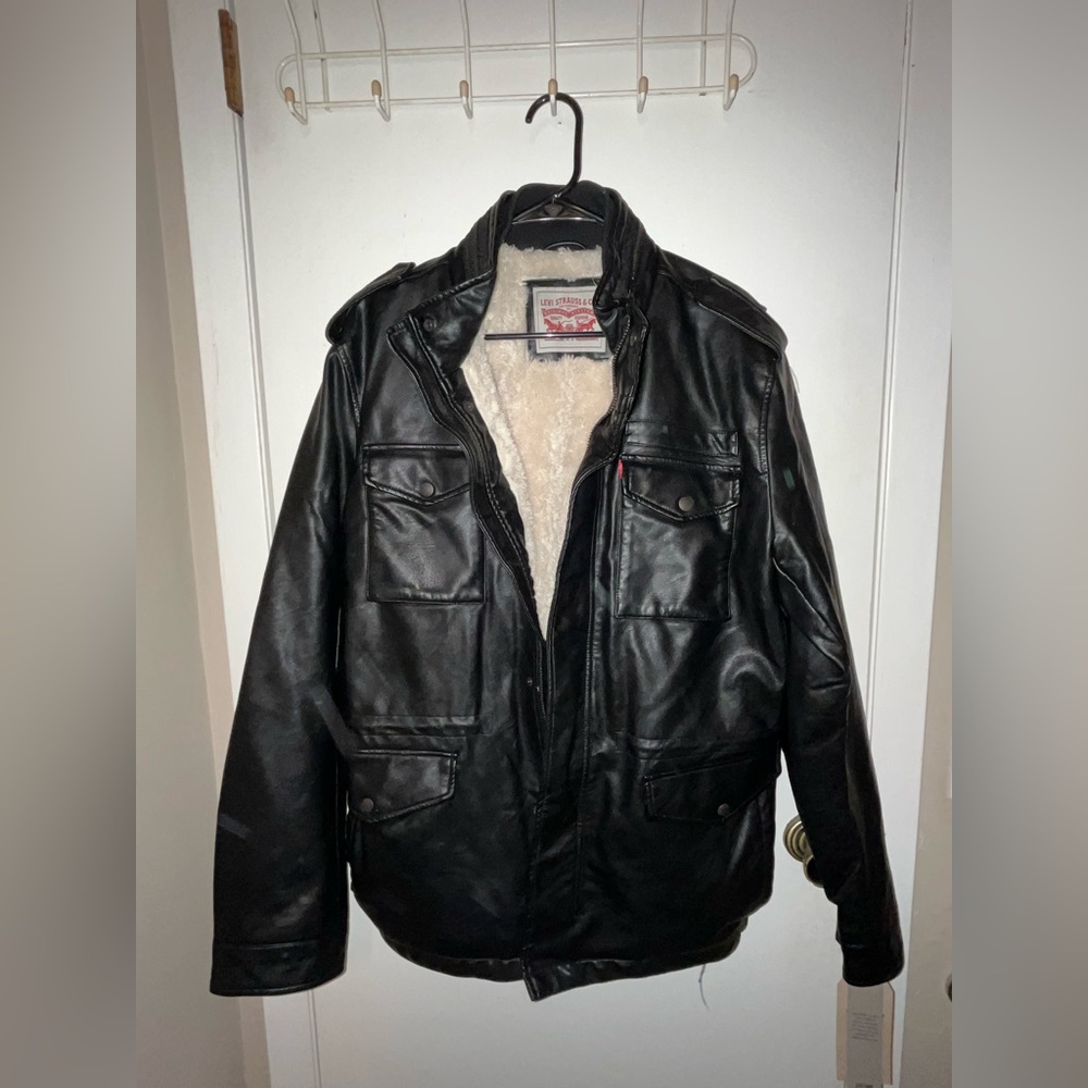 Levi’s lined winter jacket size L